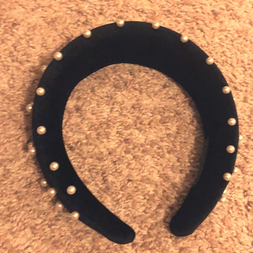 Black Pearl Beaded Headband